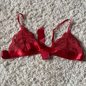 Front tie red lace bra